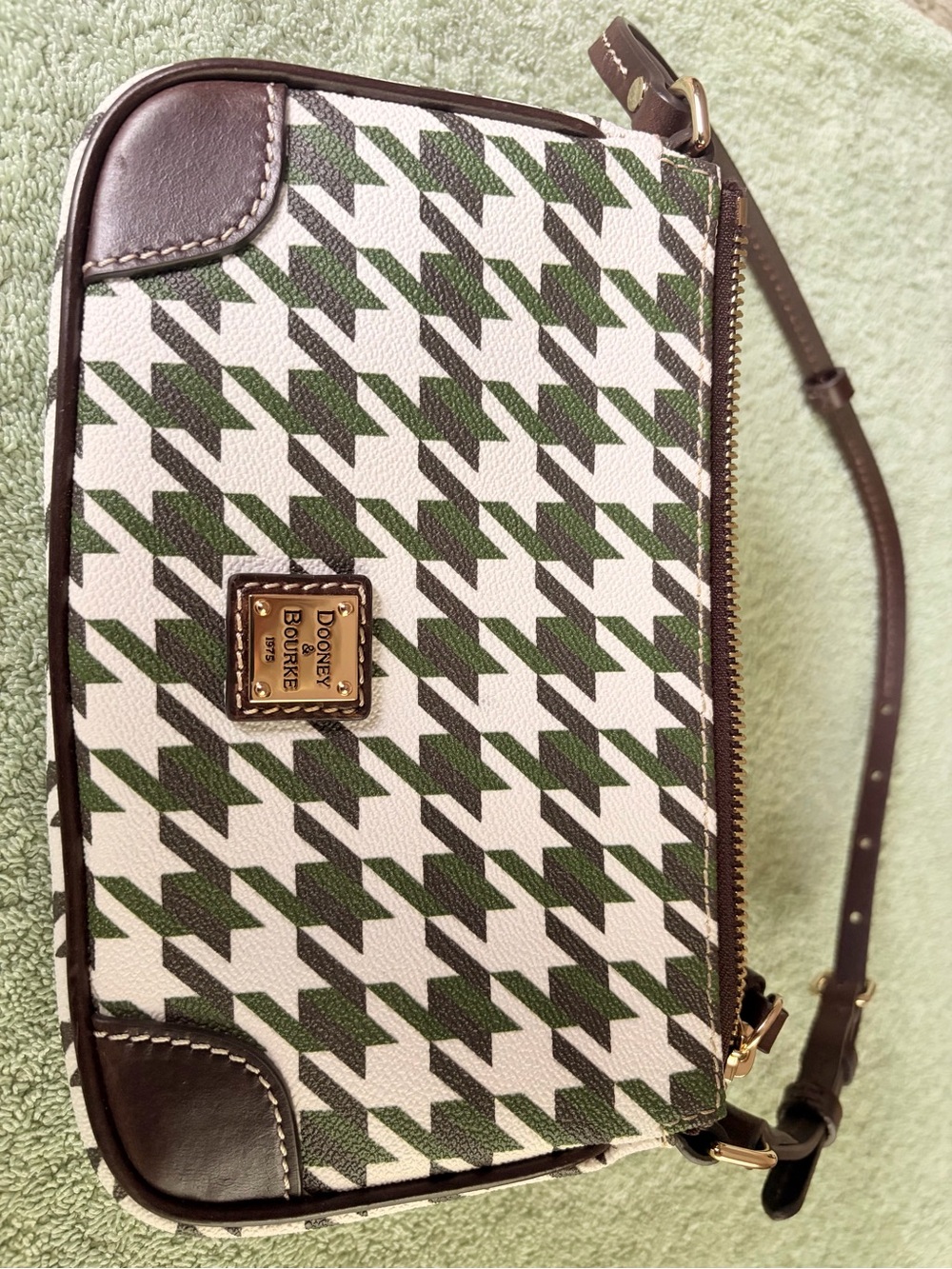 Dooney & Bourke Green and White Houndstooth Crossbody Bag - Picture 2 of 8